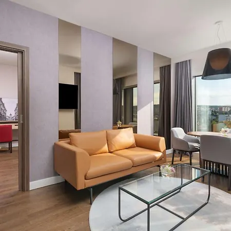 מלון Radisson Blu Hotel, קלוז'-נאפוקה